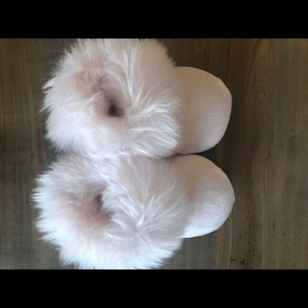 RH Baby & Child Slippers